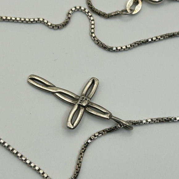 Sterling Silver Cross Necklace Stamped 925 Italy 16" - Picture 7 of 10